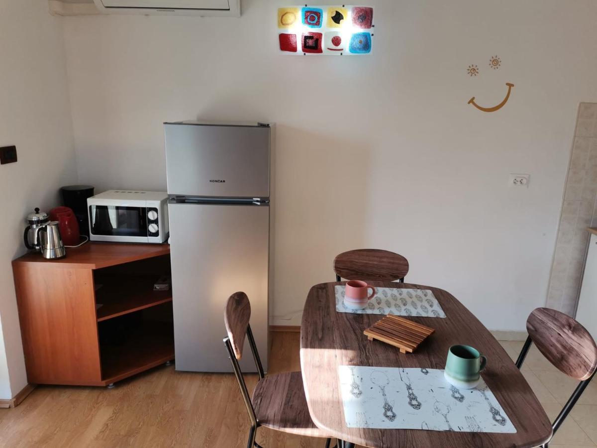 Appartement Sonia Fazana Exterior photo